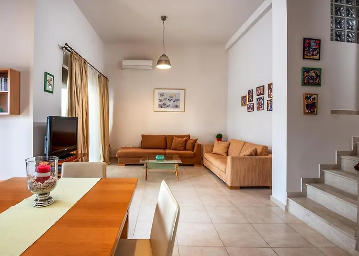 Villa Blue Wave - Road View *